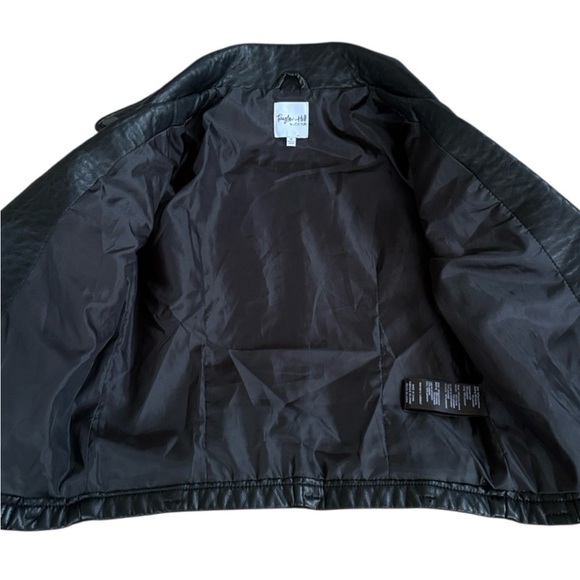 Like New Joe's Jeans Faux Leather
Pearl Studded Moto Jacket Black Size XS - Picture 11 of 12